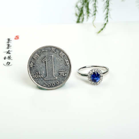 18k皇家蓝蓝宝石刻面戒指--蓝宝石-A25M417J30020